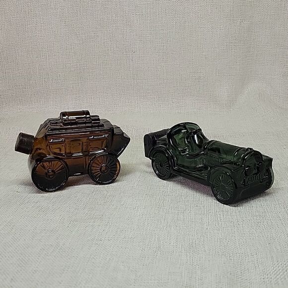 Vintage Avon Stagecoach Oland After Shave ,Vtg Avon straight 8 island lime car - Picture 1 of 6